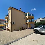 Appartement Meri *