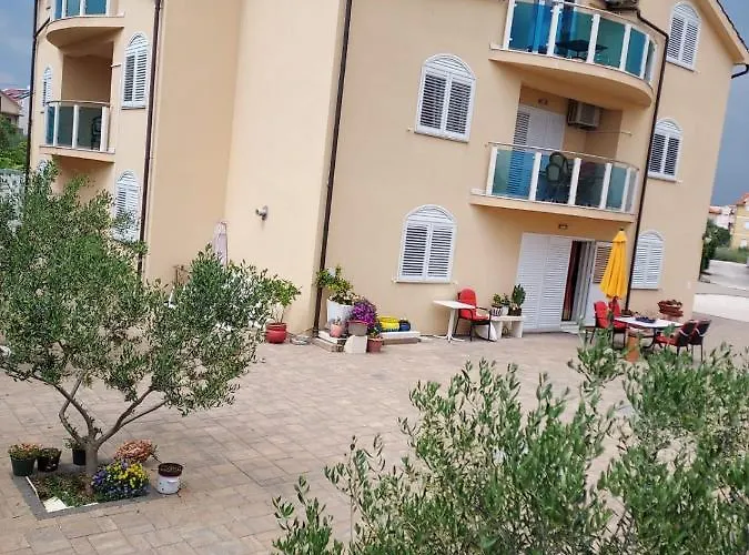 Meri Apartamento Vodice